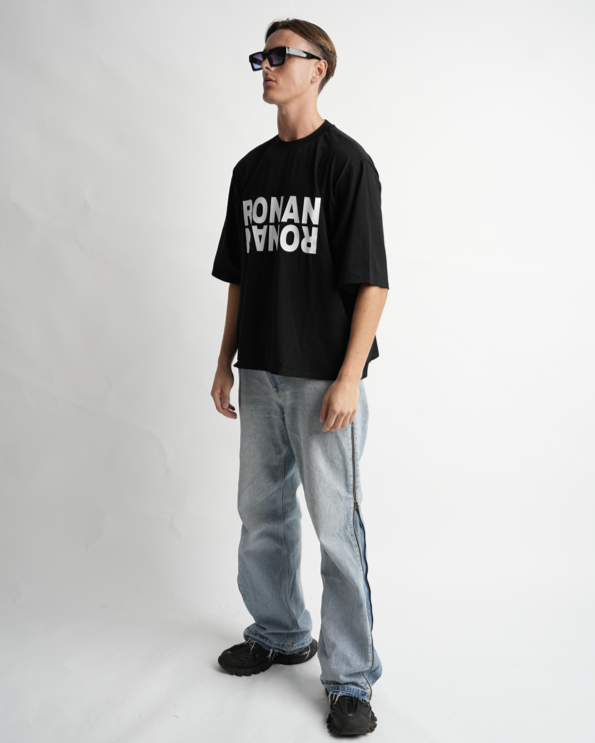 Ronanstudio black oversized t-shirt