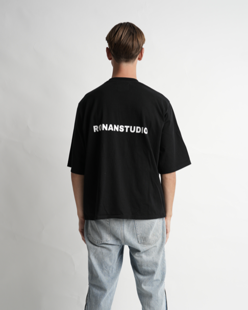 Ronanstudio black oversized t-shirt
