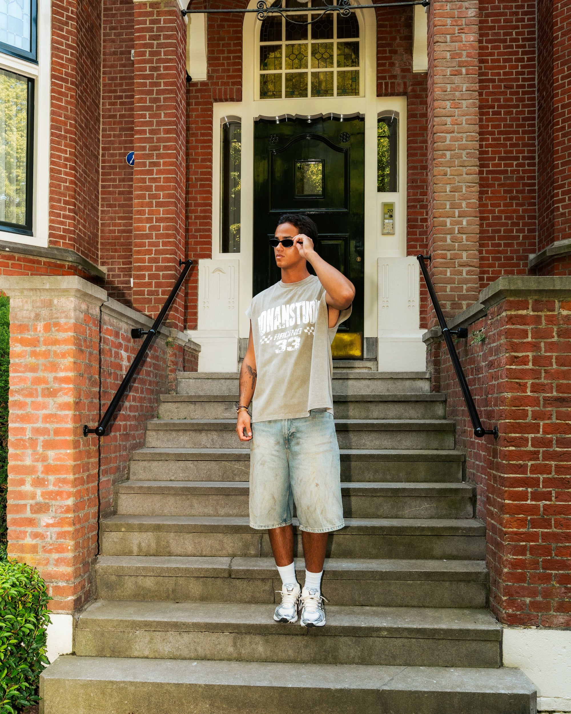 PRE-ORDER RACING SLEEVELESS T-SHIRT WASHED OLIVE