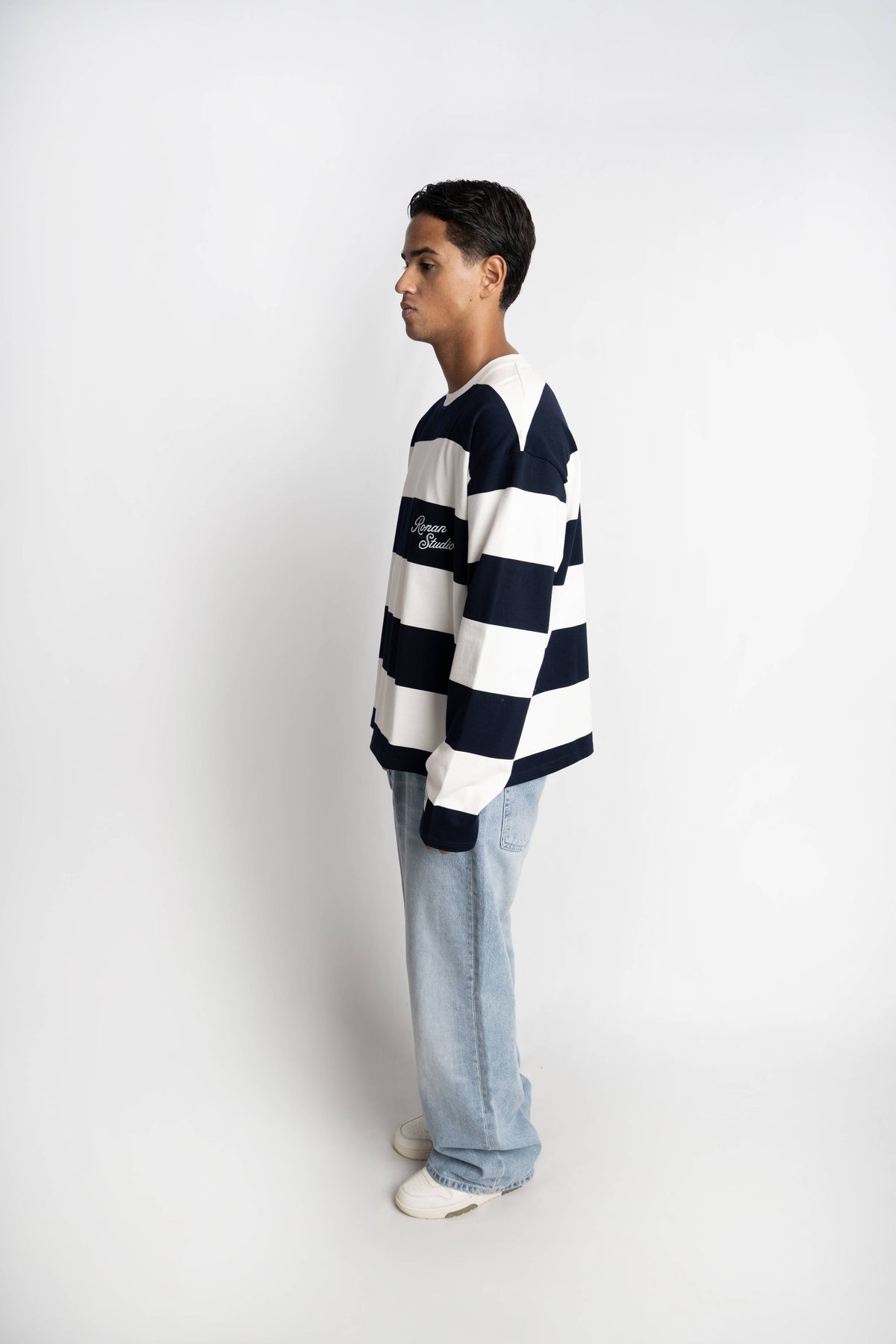 PRE-ORDER STRIPE LONGSLEEVE NAVY X WHITE