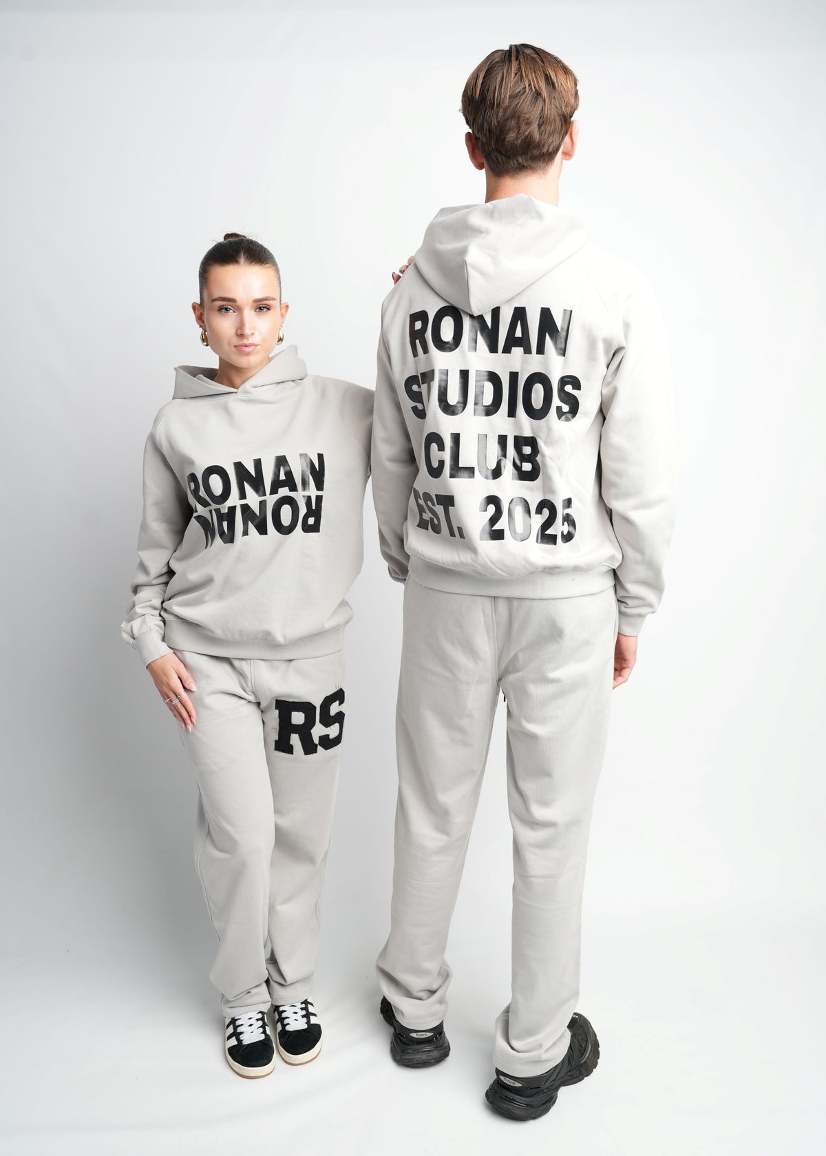 Ronan Studio CLUB HOODIE SET DUSTY GREY – RONANSTUDIO.EU