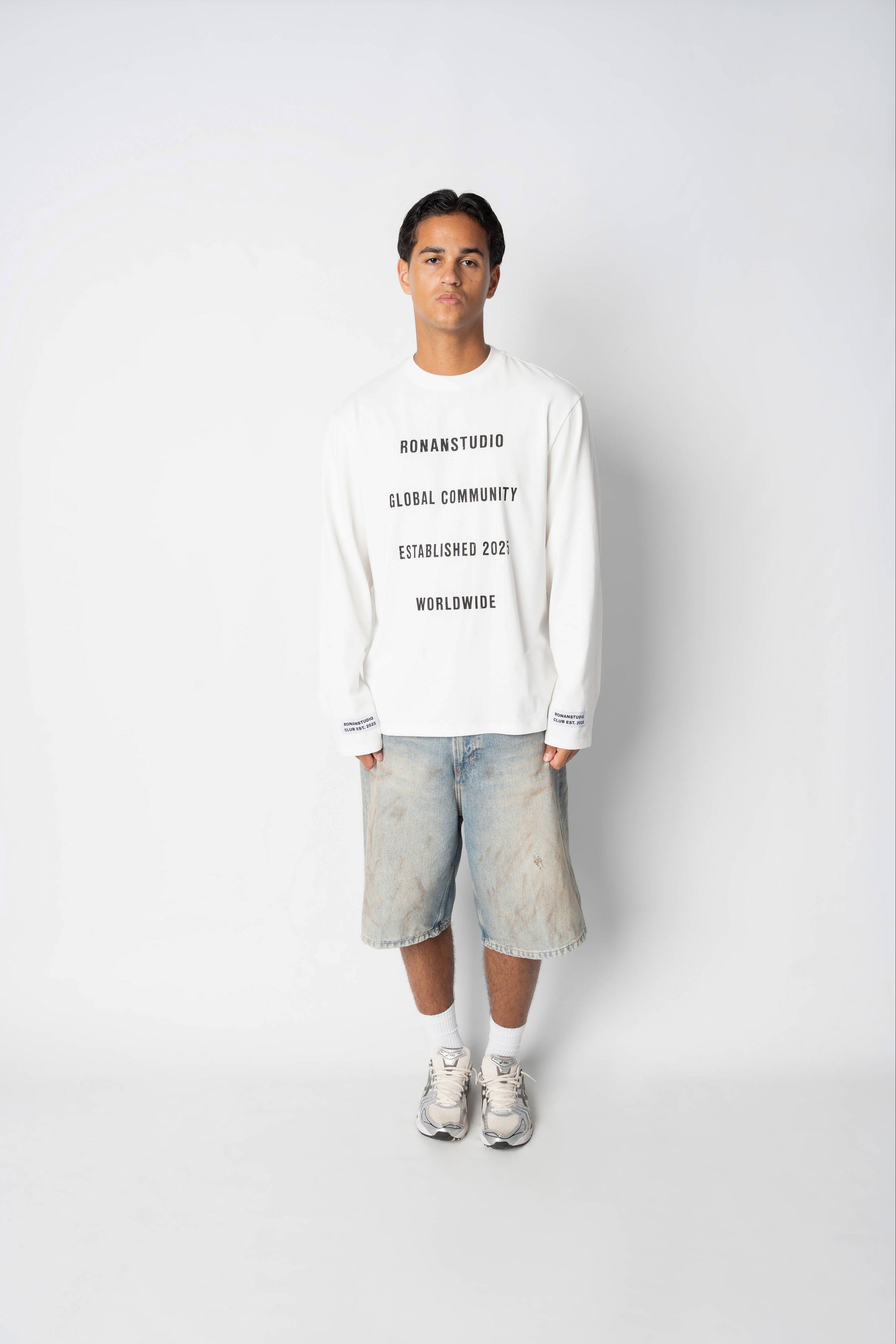 WORLDWIDE LONGSLEEVE WHITE