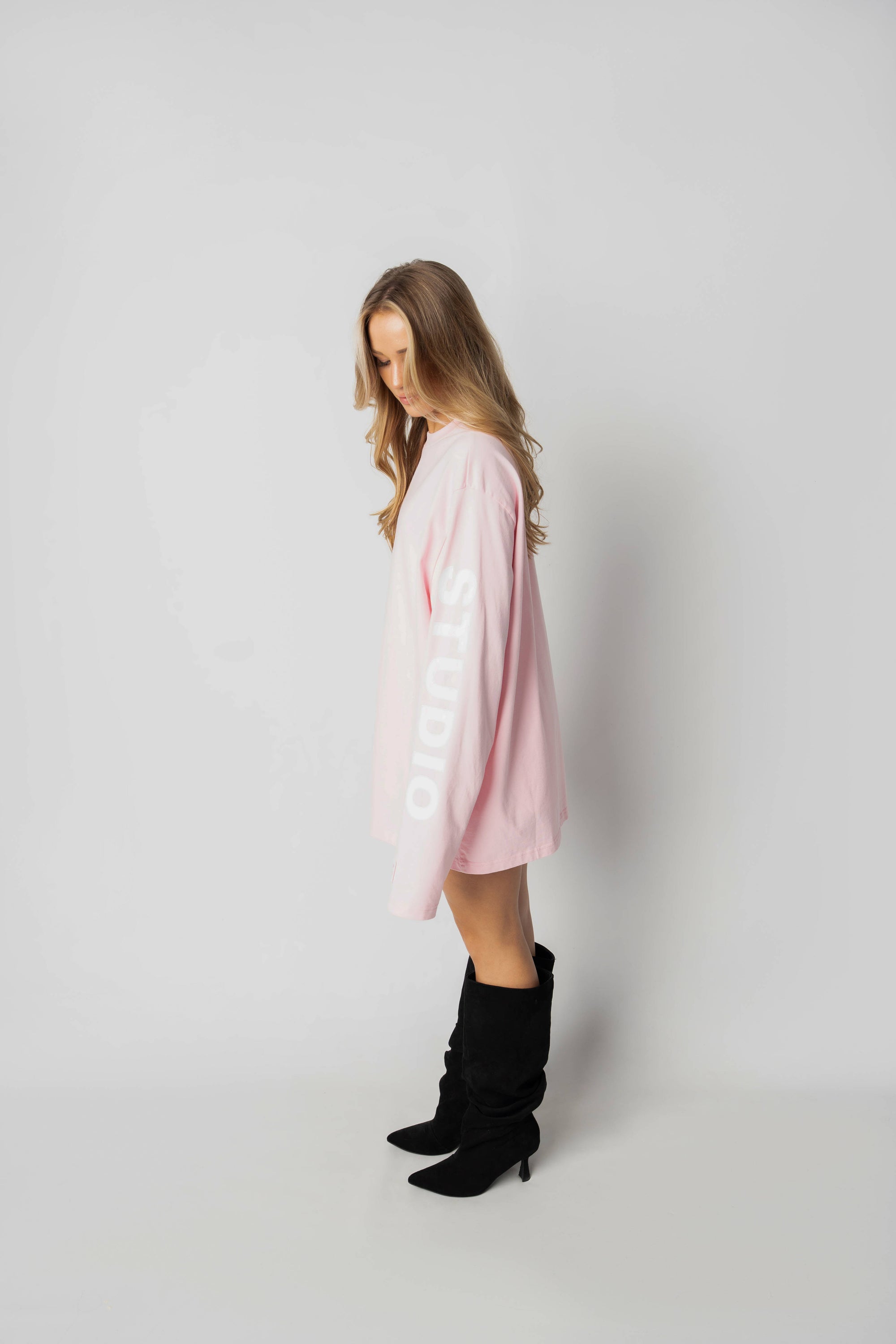 PRE-ORDER STUDIO PINK LONGSLEEVE