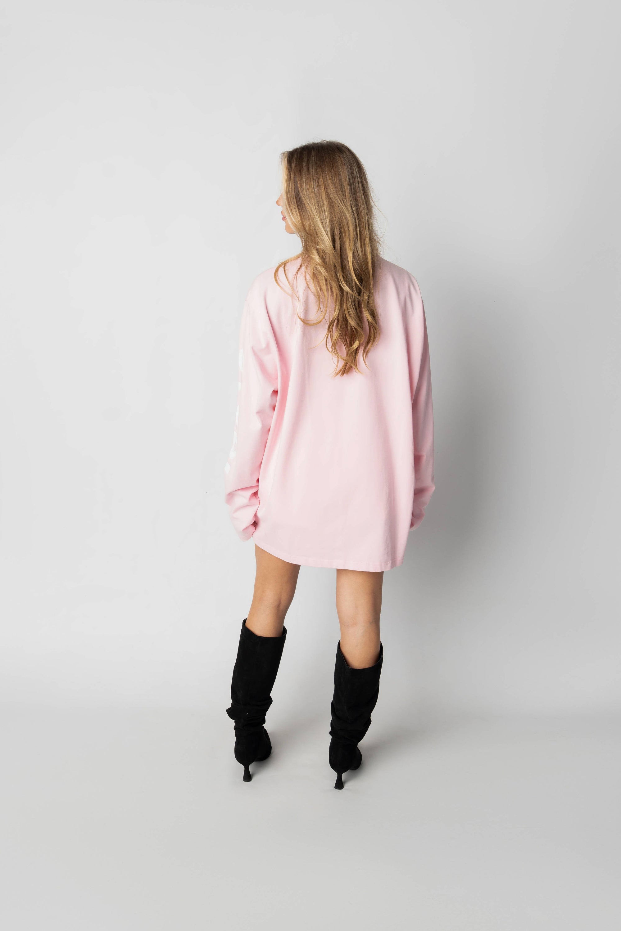 PRE-ORDER STUDIO PINK LONGSLEEVE