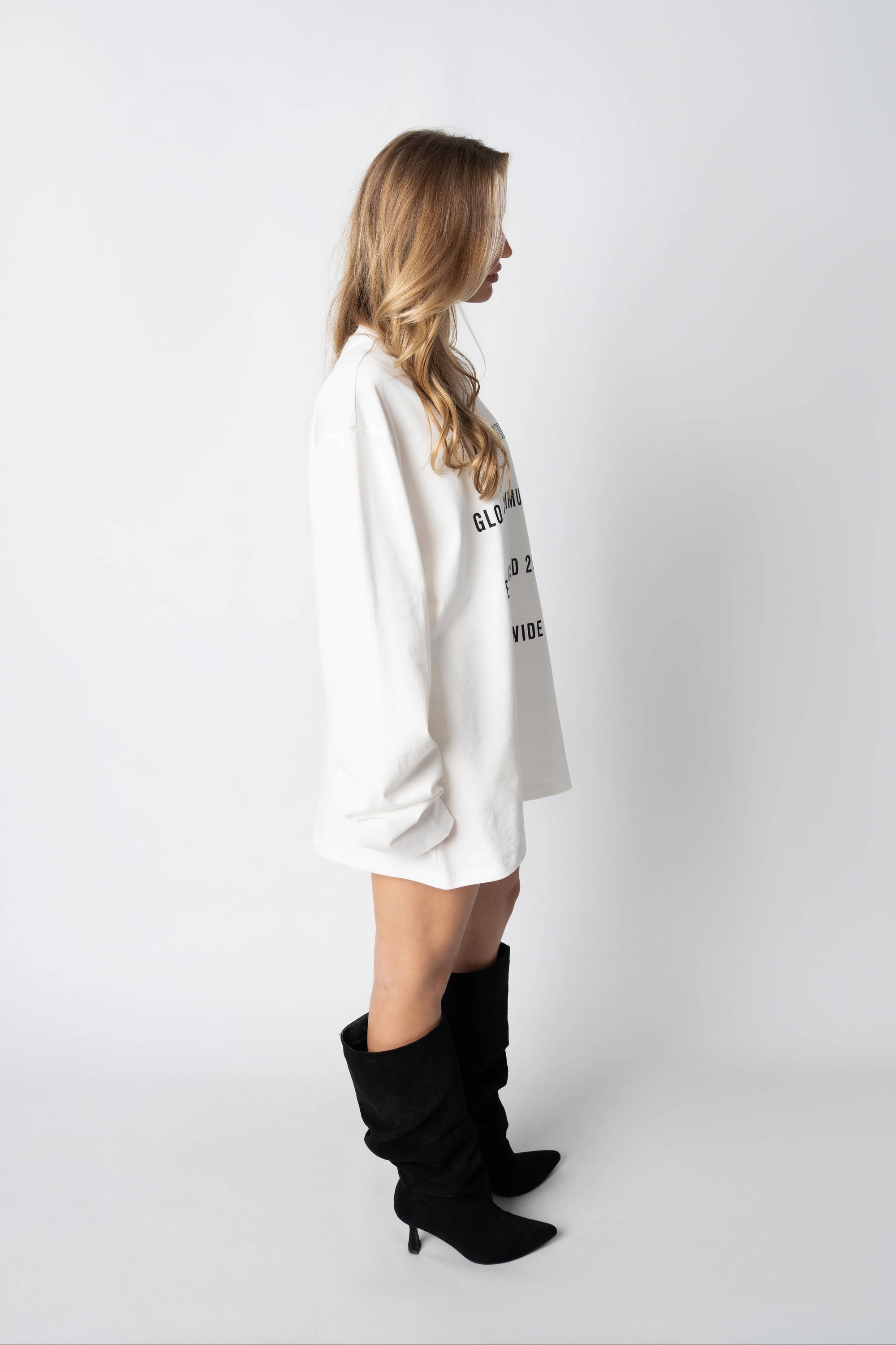 WORLDWIDE LONGSLEEVE WHITE