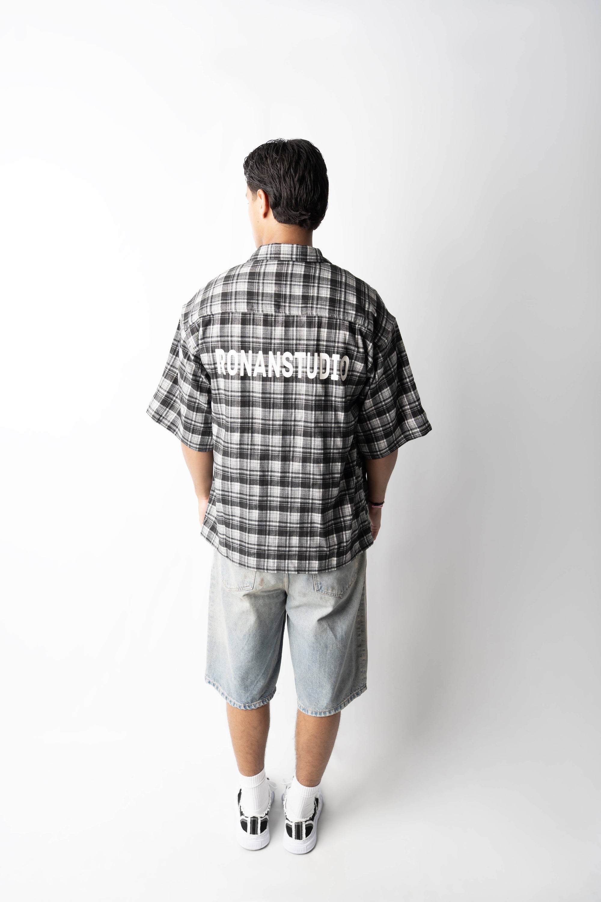 LABEL SS FLANNEL CHARCOAL