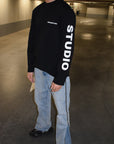 PRE-ORDER Ronanstudio oversized zwarte longsleeve