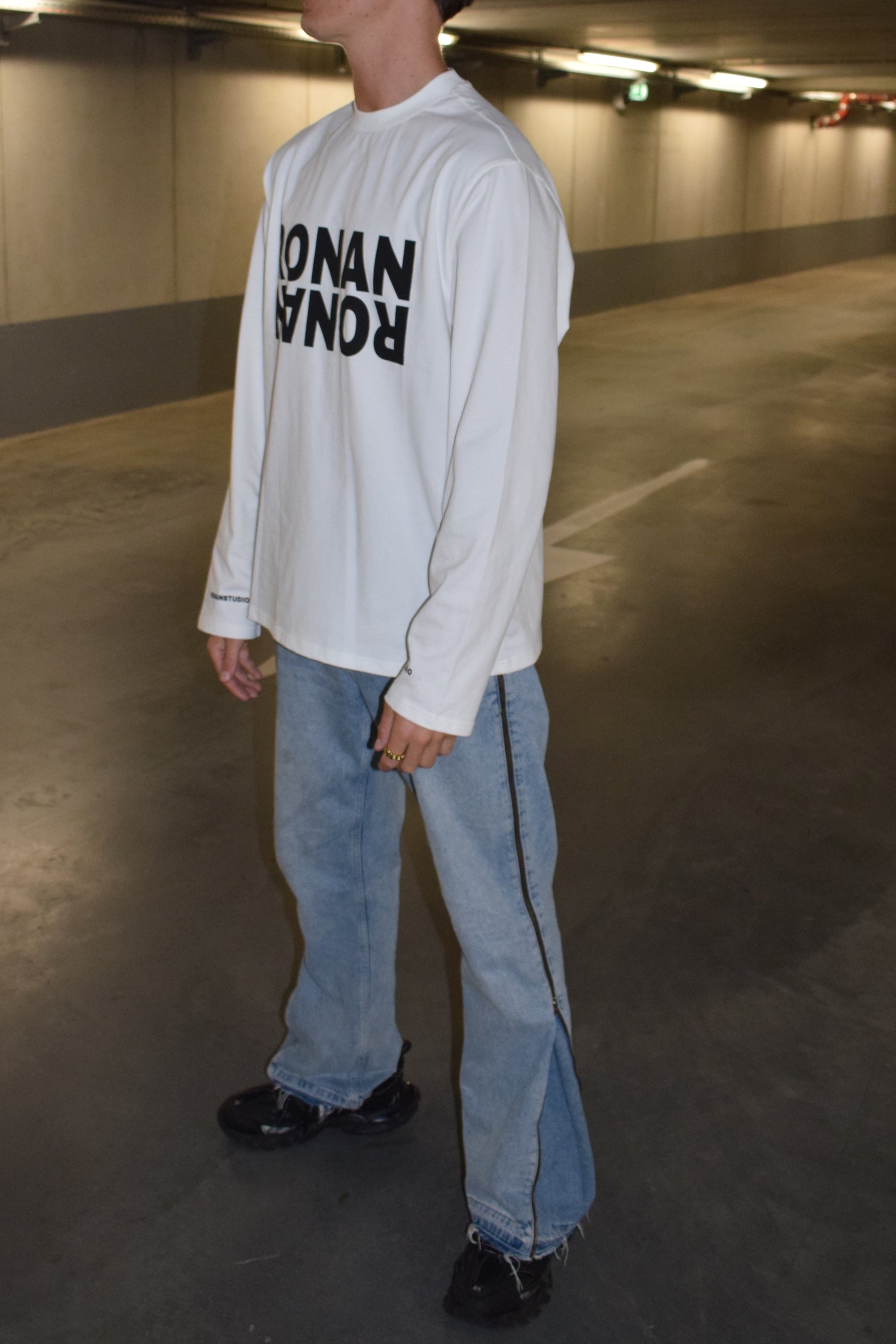 RONANSTUDIO witte oversized longsleeve