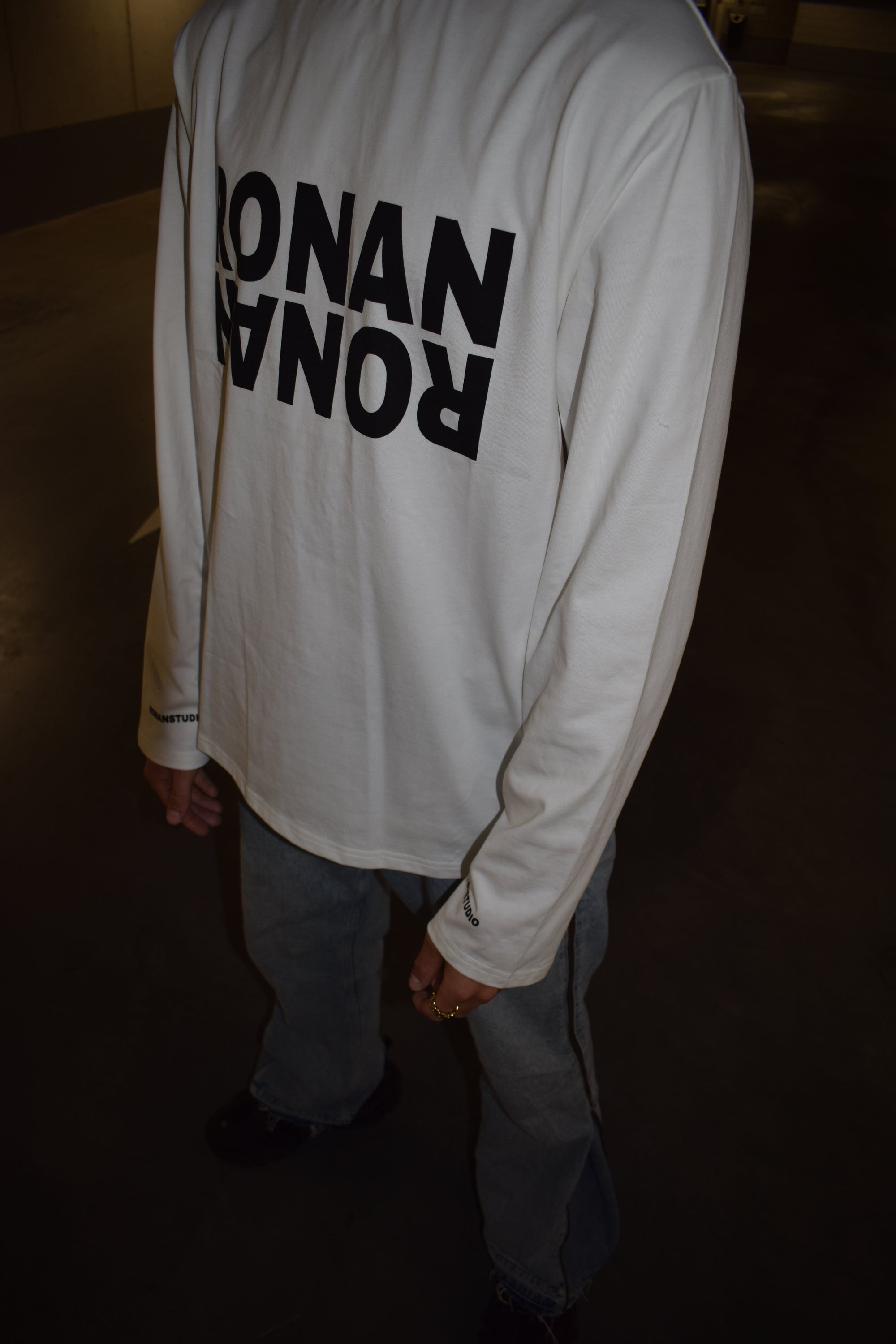 RONANSTUDIO witte oversized longsleeve